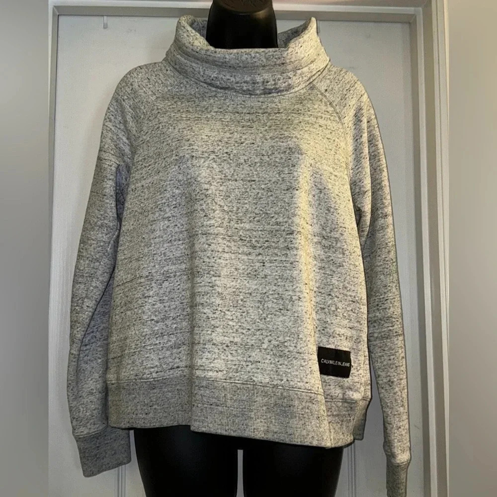 Calvin Klein Jeans Long Sleeve Cropped Sweater